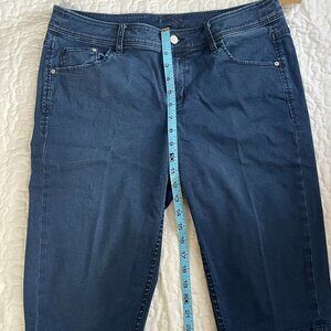Tommy Bahama Capri Size 14
